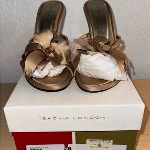 NEW Sacha London Mules Slides Heels Champagne Satin Leather Womens Size 7.5 M